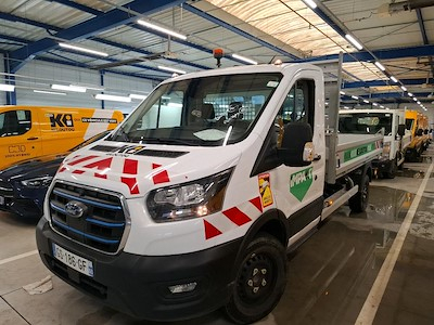 Ford E-transit kil Transit 2T CCb PE 350 L3H1 198 kW Batterie 75/68 kWh Trend Business - 3T9 VITESSE LIMITEE A 90//OK PERMIS B