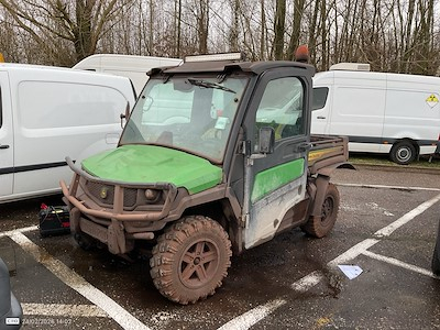 John Deere GATOR GATOR XUV 835M