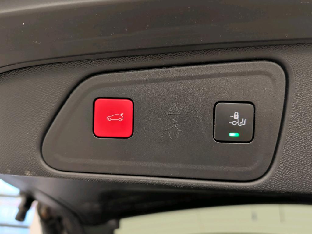 Peugeot 3008 1.5 BLUEHDI 130 S&amp;SGT PACK AUTO