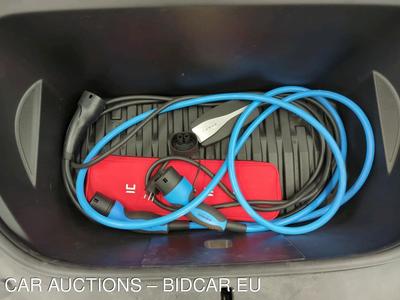 Tesla Model Y 75KWH LONG RANGE DUAL MOTOR AUTO 4WD