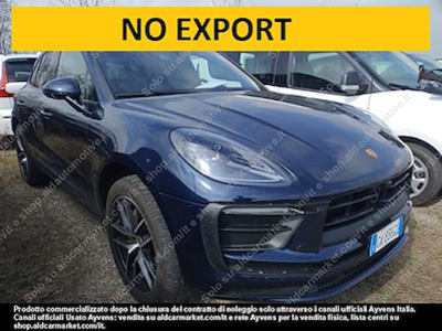 Porsche macan 2.0 sport utility vehicle -