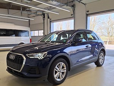Audi Q3 35tfsi 150 CV Packs; Business+; Assistance; MMI Navi+; 360 Pano Camera; Attelage