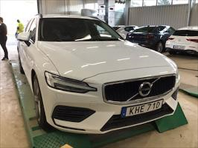 Volvo V60 Recharge T6 340hk AWD Momentum Edition Drag