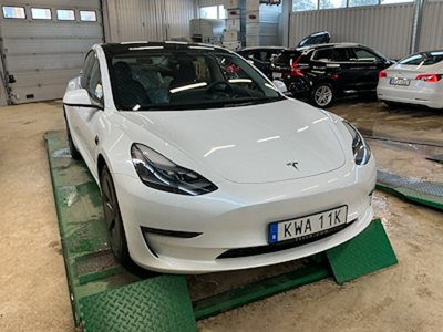 Tesla Model 3 Long Range AWD 440hk Lader