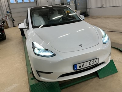 Tesla Model Y Performance 534hk AWD Drag Lader
