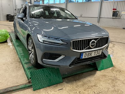 Volvo V60 Recharge T6 350hk AWD Core Edt