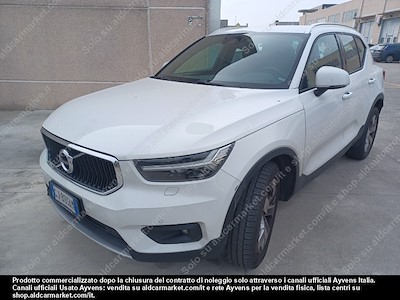 Volvo xc40 T2 automatico momentum sport -