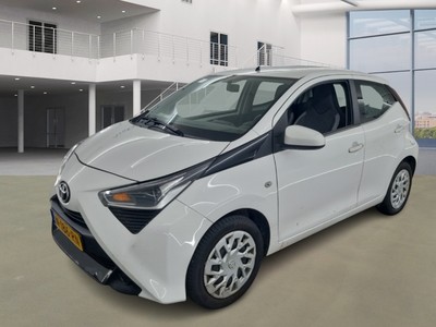 Toyota Aygo 0.9 1.0 VVT-I X-PLAY, 2022