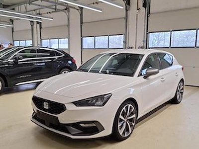 Seat Leon 2.0 tdi FR dsg 150CV Navi 3D, PDC, Customizable LED interior ambient, Connectivity Box,