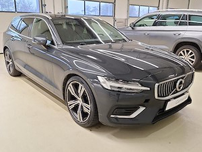 Volvo V60 D4 inscription 190 CV Packs;IntelliSafe Pro; Park assist; Toit pano electr; Attelage; GPS