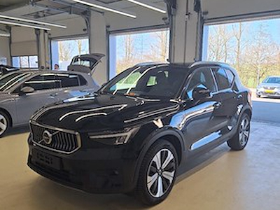 Volvo Xc40 T4 ultimate bright design 129 CV Driver assist Pack; Heated windscreen; Attelage; Toit pano; GPS