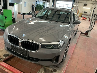 BMW 5 serie 530e TOURING F SPORT LINE UA!