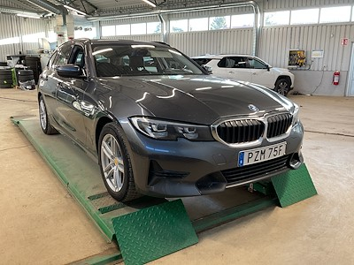 BMW 3-serie 330e T 292hk Connected Edt Nav