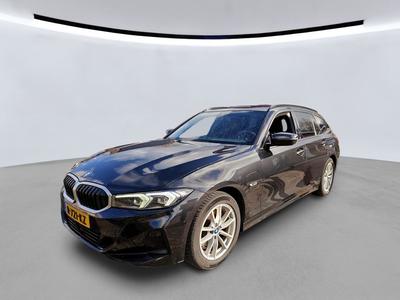 BMW 3-SERIE TOURING 1.9 320E 204PK PHEV AUT ACTIVECRUISE STOELVERWARMING HIFI HAAK, 2022