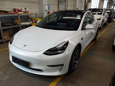 Tesla Model 3 MAXIMALE REICHWEITEMIT DUALMOTOR-ALLRAD