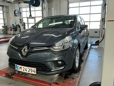 Renault Clio 0.9 TCE 90 ZEN FLEET HA FA! RATTLE NOISE FROM ENGINE - AND INFOTAINMENT SCREEN DEFECT.