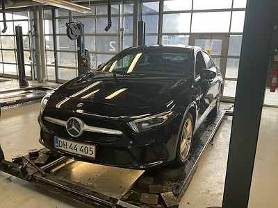 Mercedes-Benz A-KLASSE 1.3 A 250 E DCT UA!