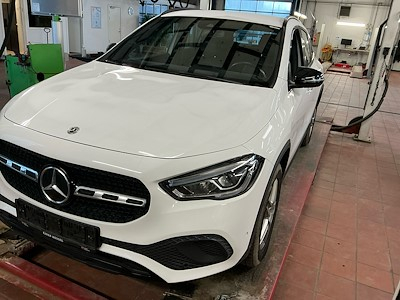 Mercedes-Benz GLA 250 E BUSINESS DCT UA!
