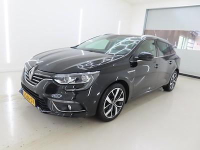 Renault Megane estate TCe 140 EDC Bose