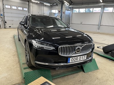 Volvo V90 Recharge T6 350hk AWD Core Edt Drag
