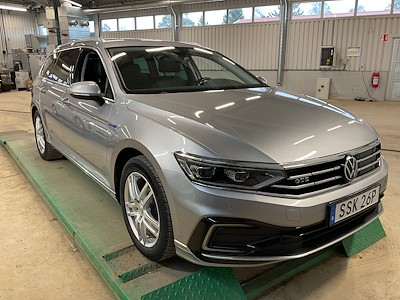 Volkswagen Passat 1.4 TSI 218hk Plug-In-Hybrid GTE Executive Paket Varmare Drag