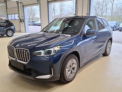 BMW Ix1 30xdrive 67 kwh 4wd 313 CV Packs; Premium; Mirror; Driv assst+; Adaptive LED; Attelage; GPS
