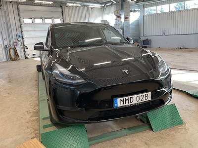 Tesla Model Y Long Range 514hk AWD