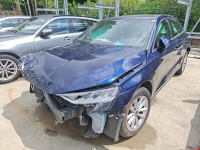 Audi A3 AUD SB TDi 116PK TOTAL LOSS Attraction &amp; Pack Business