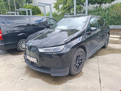 BMW IX xDrive40 326PK With Design Atelier Interior TOTAL LOSS Front Multifunctional Seats &amp; Heated Steering