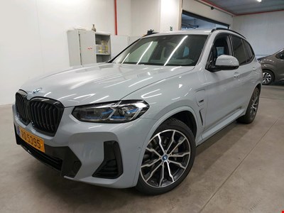 BMW X3 xDrive30e 292PK Business Edition M Sport &amp; Pack Business With Vernasca Heated Seats &amp; Heated Steering Wheel &amp; LaserLights