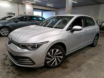 Volkswagen Golf VW GOLF 14 eHybrid 204PK Style With Nav Discover Media &amp; Light &amp; Sight Pack &amp; Travel Assist DSG &amp; Rear Camera HYBRID