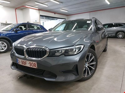 BMW 3 touring 318dA 136PK Business Edition With Climatic &amp; Navigation &amp; Cruise Control &amp; Vernasca Leather Seats &amp; PDC Front &amp; Re