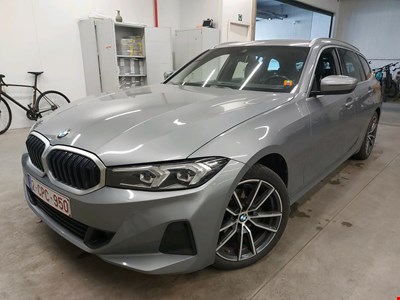 BMW 3 touring 318iA 156PK With Vernasca Heated Seats &amp; Live Cockpit Nav Pro &amp; Parking Assistant Pack &amp; Removable Towing Hook PET