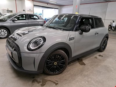 MINI Electric MIN Cooper SE 184PK Classic Trim &amp; Comfort Pack &amp; PDC Front &amp; Rear &amp; Park Assist ELECTRIC