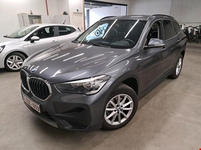 BMW X1 sDrive18dA 136PK Advantage Business Edition With Heated Seats &amp; Travel Pack &amp; Harman Kardon &amp; Park Assist &amp; Pano Roof