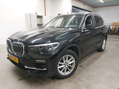 BMW X5 xDrive30dA 286PK Pack Business With Vernasca Leather &amp; Driving Assistant Pack &amp; Heat Comfort &amp; Parking Assistant Plus Pac