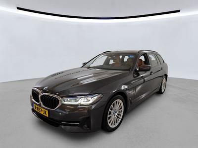 BMW 5-SERIE TOURING 1.9 530E 292PK PHEV AUT BUSINESS EDITION PLUS SHADOW, 2022
