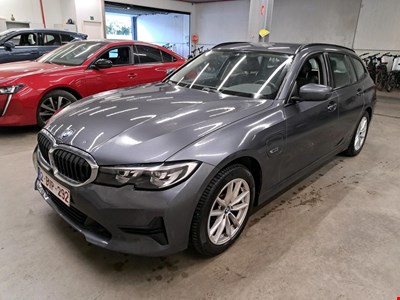 BMW 3 touring 330e 292PK Pack Business Plus With Heated Sport Seats & Comfort & Parking Assistant Pack HYBRID