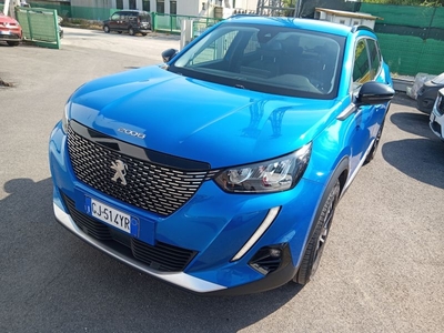 Peugeot 2008 BlueHDi 110 Allure Pack S/S, 2022