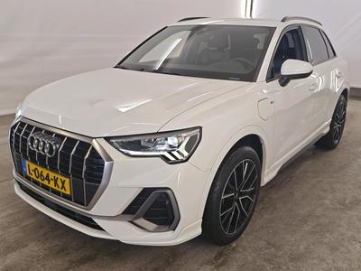 Audi Q3 1.3 45 TFSI E S EDITION, 2021