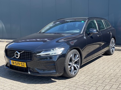 Volvo V60 1.9 2.0 B3 R-DESIGN, 2022