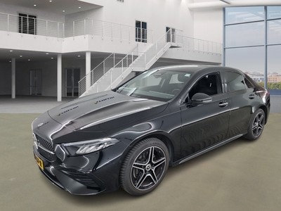 Mercedes-Benz A-KLASSE 1.3 250 E STAR EDITION AMG LINE, 2024