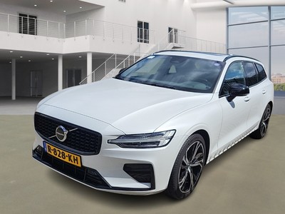 Volvo V60 1.9 2.0 B3 PLUS DARK, 2022