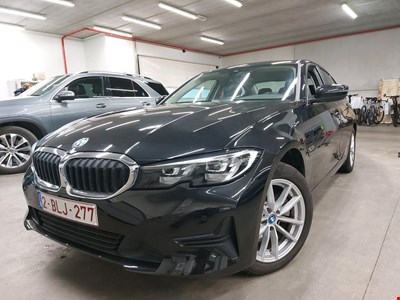 BMW 3 BMW 3 BERLINE 320e 204PK Business Edition With Vernasca Heated Sport Seats &amp; Active Cruise Control &amp; Driving Assistant Pack HYB
