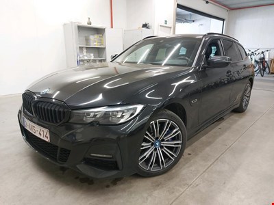 BMW 3 touring 330e 292PK Business Edition M Sport With Heated Sport Seats &amp; Parking Assistant Pack HYBRID