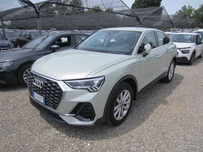 Audi Q3 Sportback 45 TFSI e S tronic Business Plus, 2023