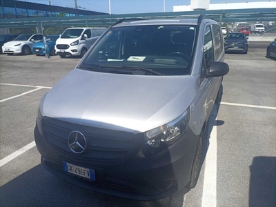 Mercedes-Benz Vito 119 CDI 4x4 aut Compact Mixto, 2022