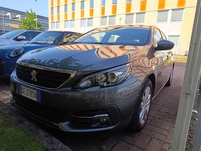 Peugeot 308 Active Business BlueHDi 130 EAT8 S&S aut, 2021