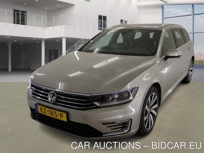 Volkswagen Passat variant 1.3 1.4 TSI GTE CONNECTED SERIES PLUS, 2016