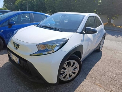 Toyota Aygo X 1.0B (72 CV) Active, 2022